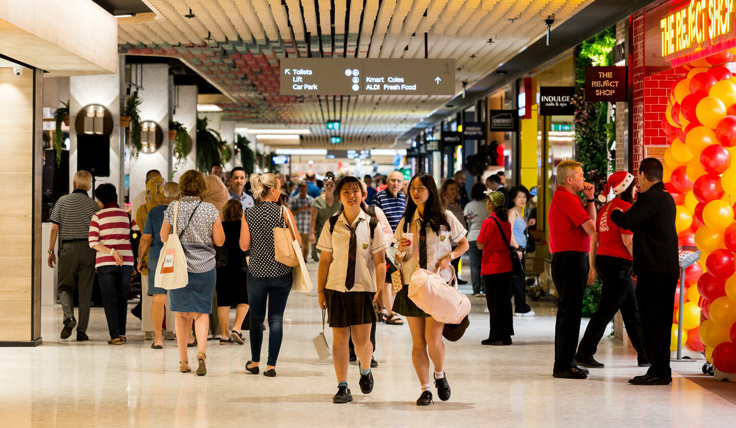 Shopping centre waste management