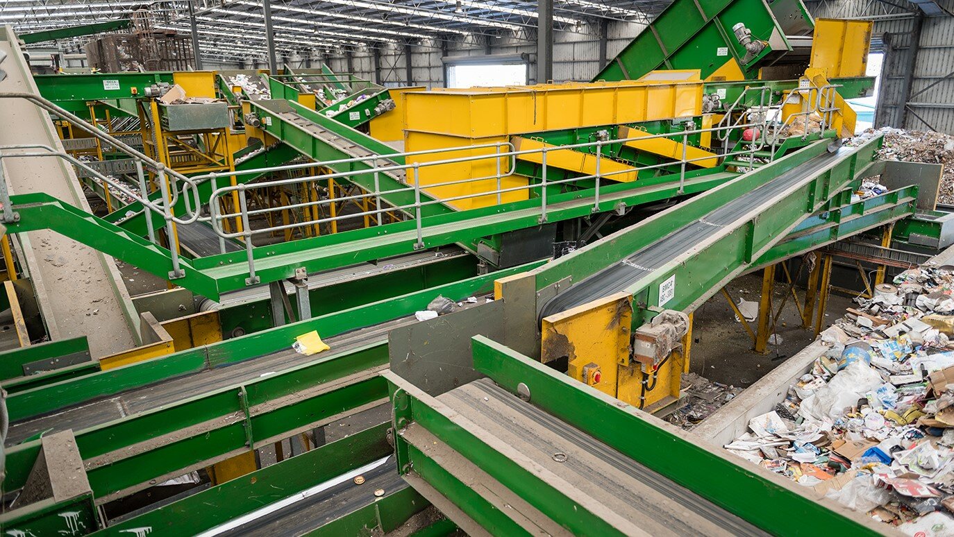 Plastic waste sorting