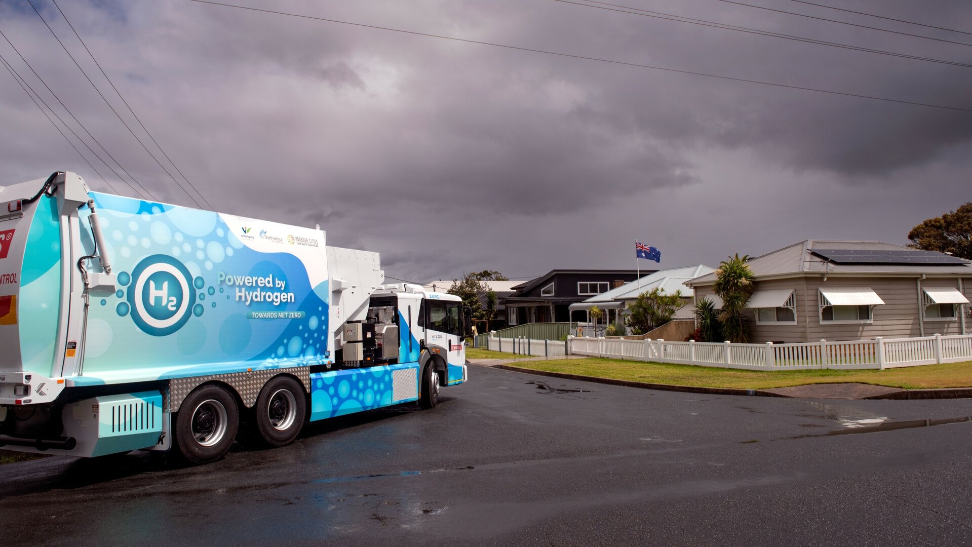 hydrogen fueled waste collection truck